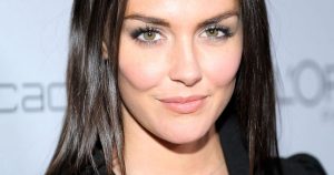 how old is taylor cole​