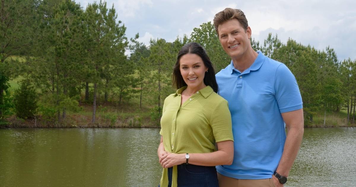 How tall is Taylor Cole? What do we really know about her? 2 How tall is Taylor Cole?